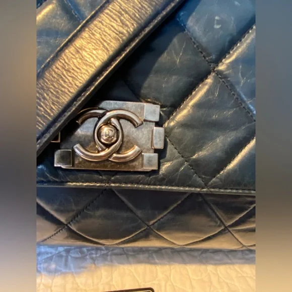 CHANEL Blue Quilted Distressed Convertible Boy Tote - Picture 8 of 16